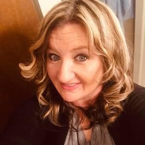 Meet your Posher, Marci